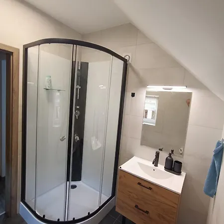Pod Hrazi Chrastany Apartmán