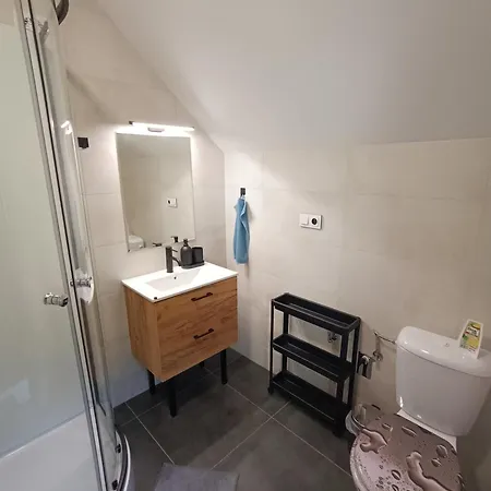 Pod Hrazi Chrastany Apartmán