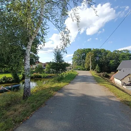 Pod Hrází Chráštany *