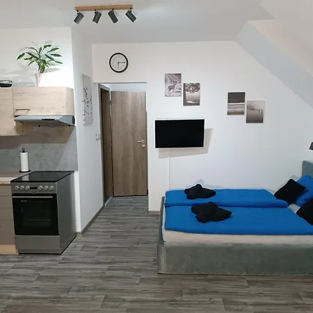 Pod Hrazi Chrastany Apartmán